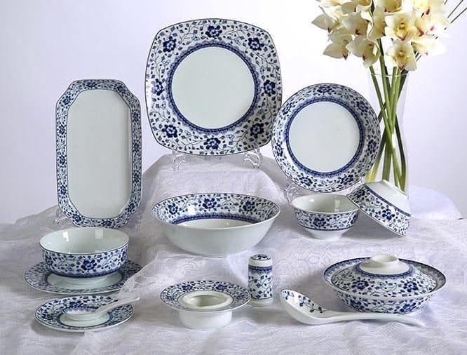 Red Leaf Blue & White Peony — a 36-piece Chinese porcelain dinner service