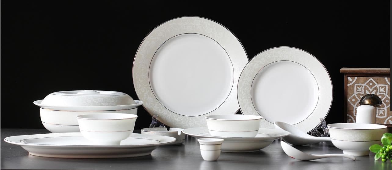 Red Leaf Subtle Charm of Flowers — a 56-piece Chinese porcelain dinner service