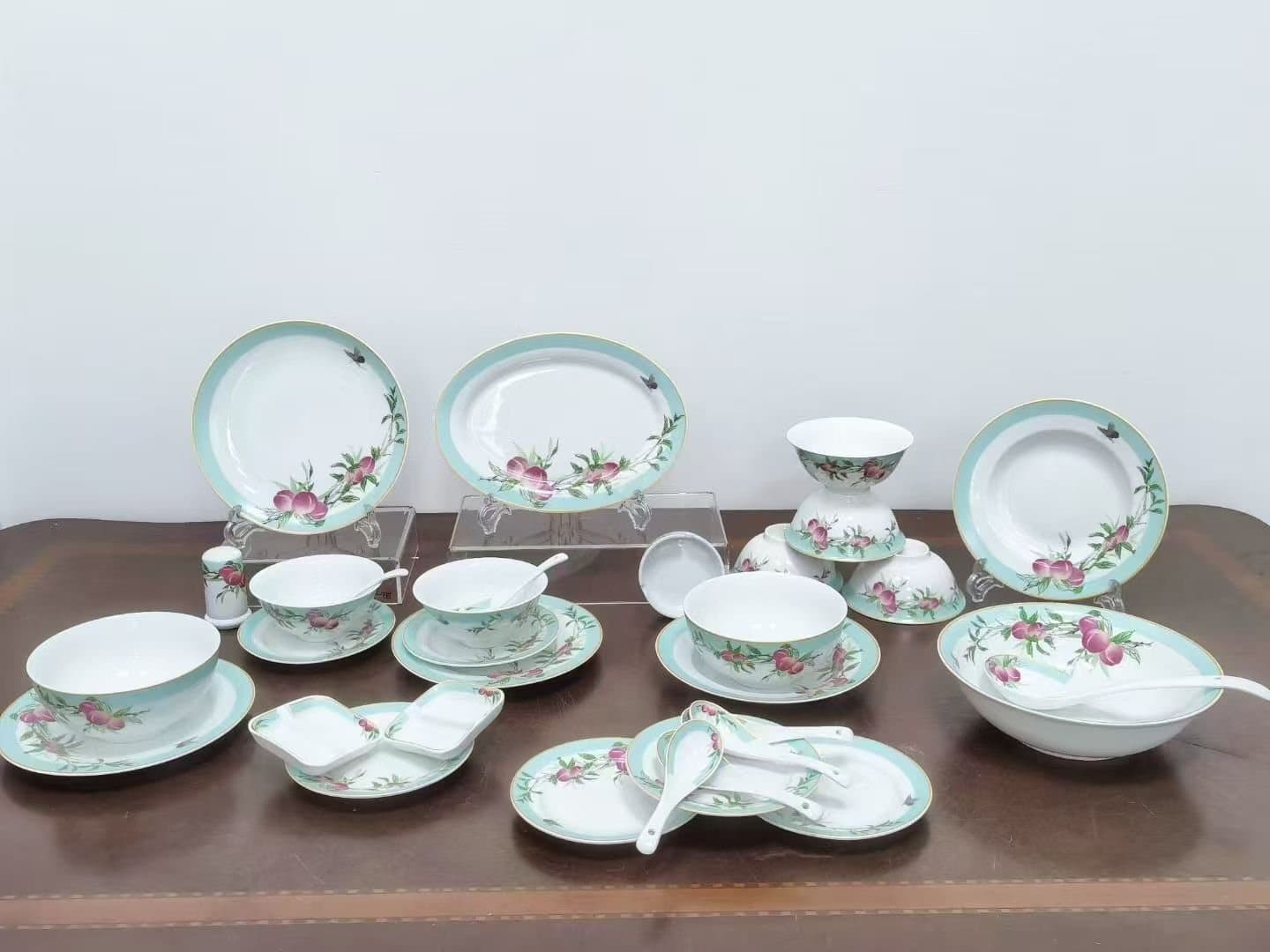 Longevity Peach — 32-piece Family Service